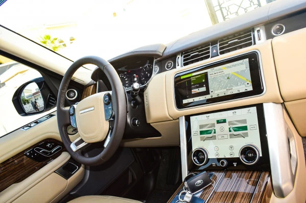  Blanc Range Rover Vogue Autobiography Photo 2