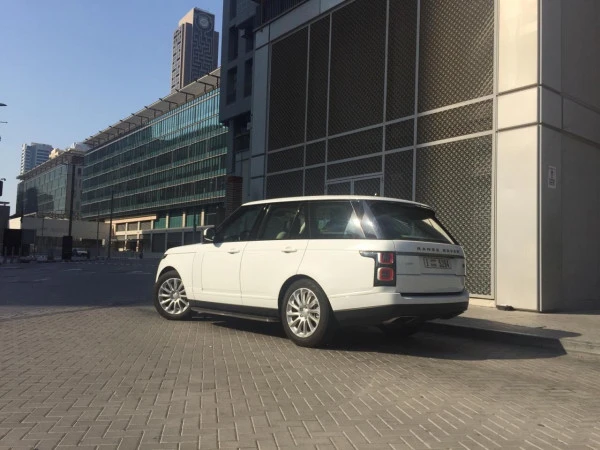  Black Range Rover Vogue Photo 2