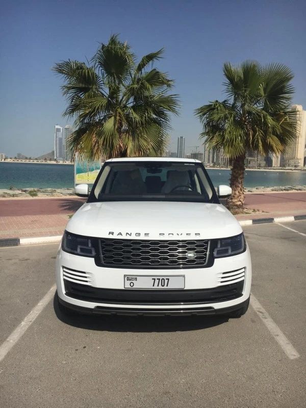  White Range Rover Vogue Photo 3