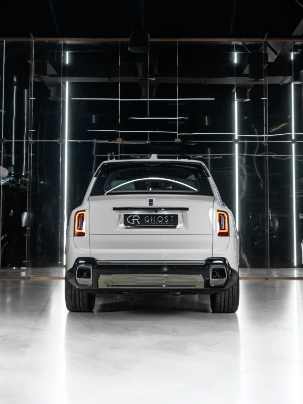  White Rolls Royce Cullinan SERIES 2 Photo 4