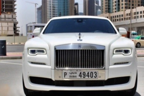  White Rolls Royce Ghost Photo 2