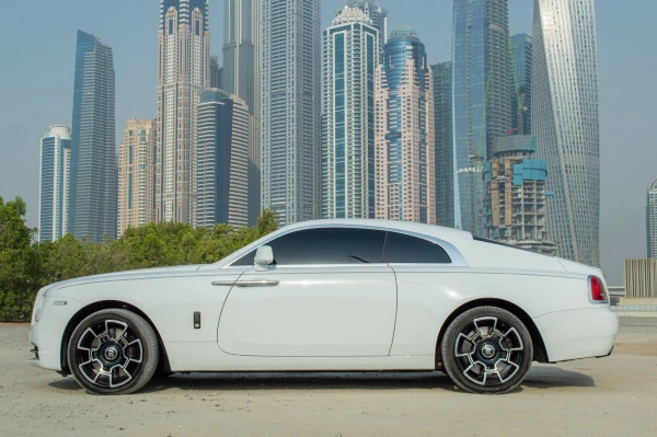  White Rolls Royce Wraith- BLACK BADGE Photo 2