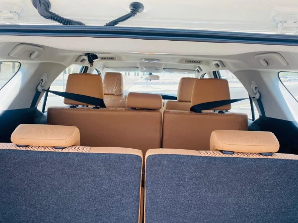  Blanc Toyota Fortuner Photo 7