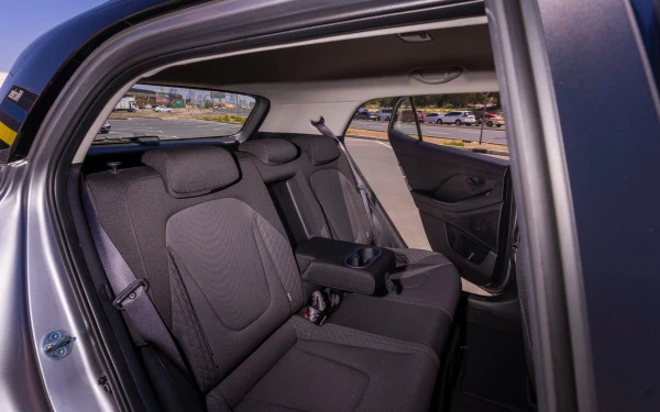  Silver Hyundai Creta Photo 12