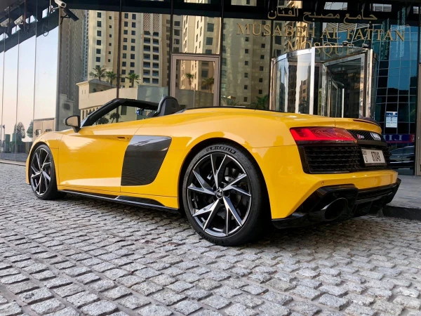  Желтый Audi R8- V10 SPYDER Photo 5