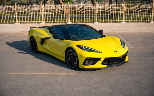  Jaune Chevrolet Corvette C8 Photo 3