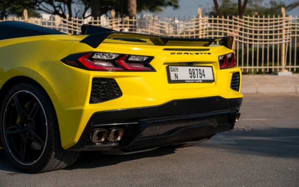  Jaune Chevrolet Corvette C8 Photo 17