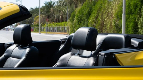  Yellow Ford Mustang GT convert. Photo 6