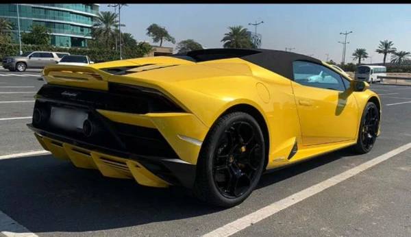  Jaune Lamborghini Evo Spyder Photo 4