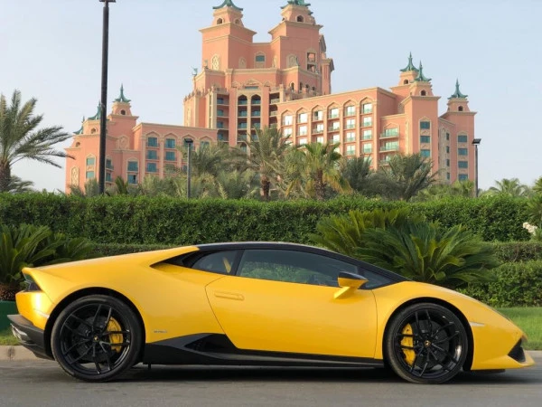  Jaune Lamborghini Huracan Photo 10