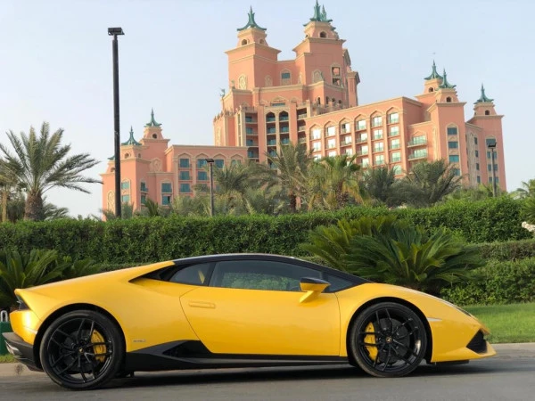  Jaune Lamborghini Huracan Photo 11