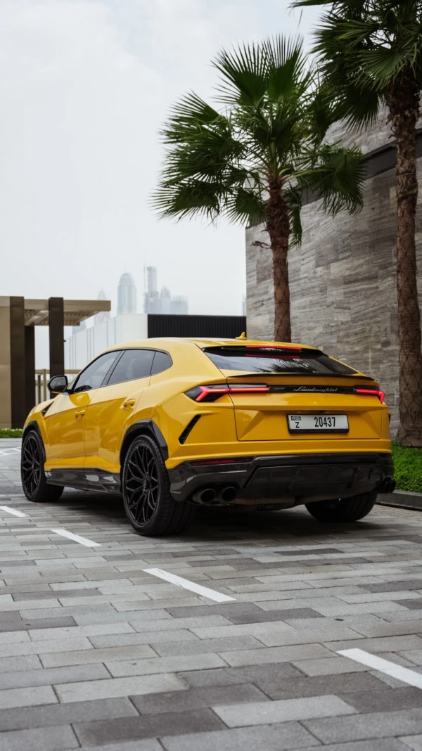  Giallo Lamborghini Urus Photo 2