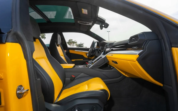  Jaune Lamborghini Urus Photo 10