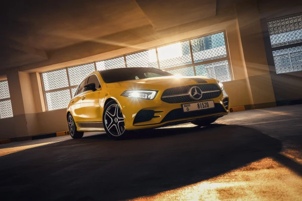  Yellow Mercedes A250 Photo 3
